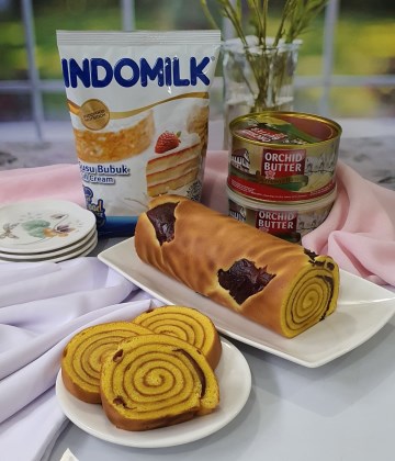  Lapis Legit Gulung Kurma