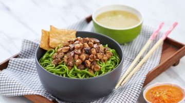 Mie Hijau Ayam Jamur