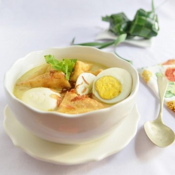  Opor Telur dan Tahu