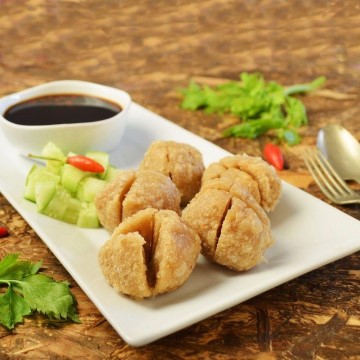Pempek Adaan